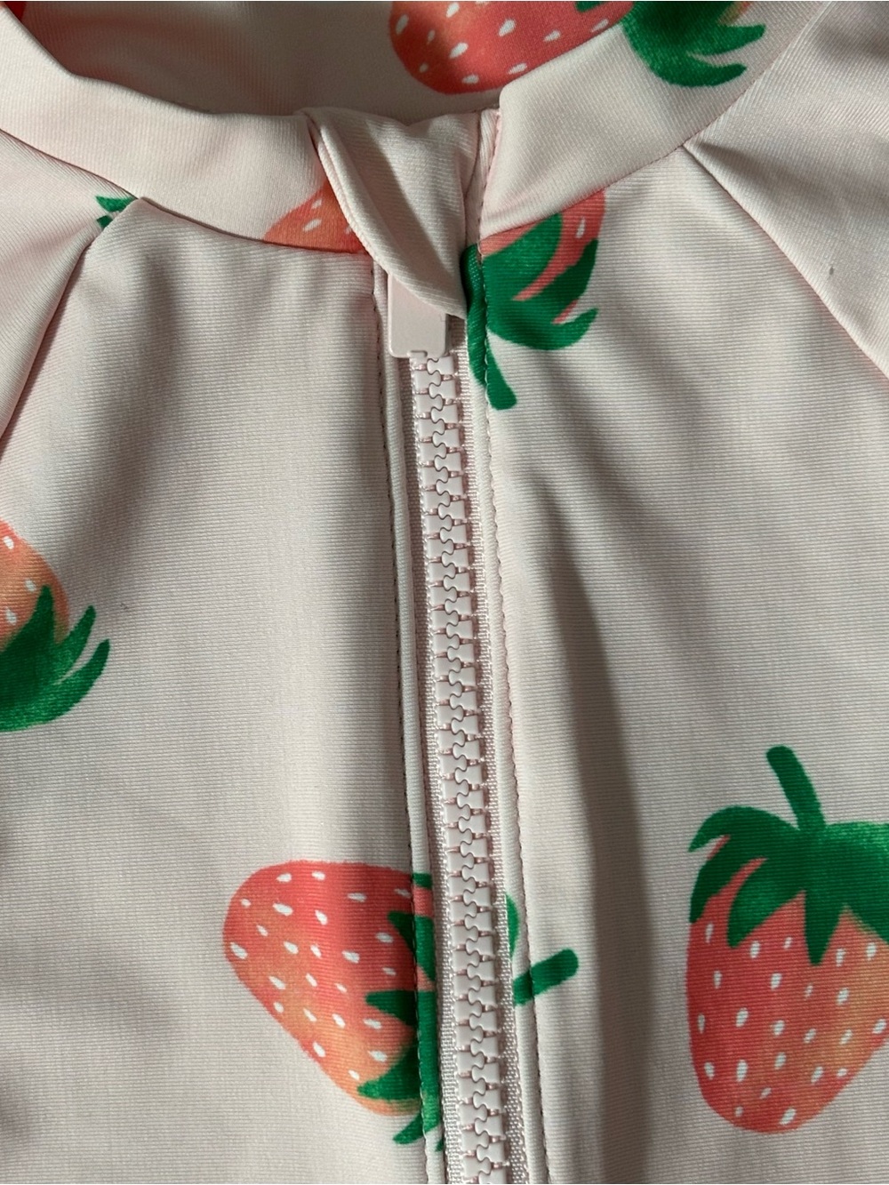 Old Navy Pink Strawberry Long Sleeve Rashguard Swimsuit 12-18M Girl Toddler Zip - Picture 2 of 10